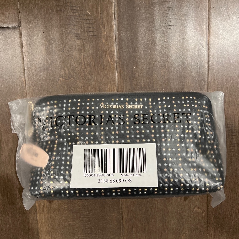 Victoria’s Secret pouch